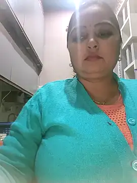 Snapshot of Dianaa9 chatting on 01-06-25, 06:52 Dianaa9 online show from 01-06-25, 06:52