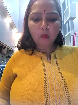 Snapshot of Dianaa9 chatting on 02-10-25, 07:58 Dianaa9 online show from 02-10-25, 07:58