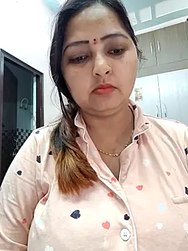 Snapshot of Dianaa9 chatting on 02-27-25, 05:34 Dianaa9 online show from 02-27-25, 05:34