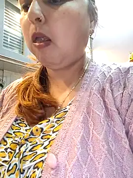 Snapshot of Dianaa9 chatting on 03-05-25, 07:38 Dianaa9 online show from 03-05-25, 07:38