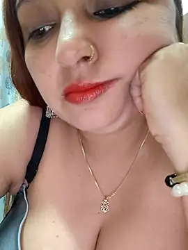 Snapshot of Dianaa9 chatting on 09-12-25, 06:52 Dianaa9 online show from 09-12-25, 06:52