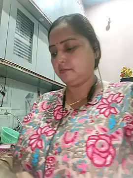 Snapshot of Dianaa9 chatting on 09-24-25, 07:01 Dianaa9 online show from 09-24-25, 07:01