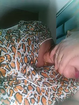 Snapshot of Dianaa9 chatting on 09-29-25, 09:47 Dianaa9 online show from 09-29-25, 09:47