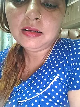 Snapshot of Dianaa9 chatting on 10-02-25, 04:30 Dianaa9 online show from 10-02-25, 04:30