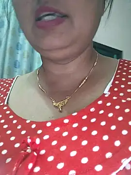 Snapshot of Dianaa9 chatting on 10-13-25, 05:07 Dianaa9 online show from 10-13-25, 05:07