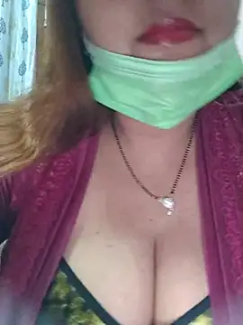 Snapshot of Dianaa9 chatting on 11-22-25, 06:01 Dianaa9 online show from 11-22-25, 06:01