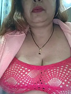 Snapshot of Dianaa9 chatting on 12-16-25, 06:46 Dianaa9 online show from 12-16-25, 06:46