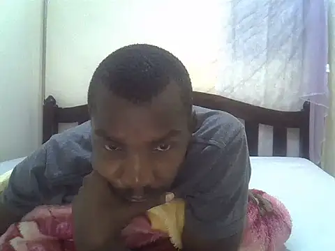 Snapshot of Jaysexxy255 chatting on 09-29-25, 04:45 Jaysexxy255 online show from 09-29-25, 04:45