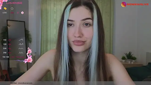 Snapshot of monikavenom chatting on 03-06-25, 04:07 monikavenom online show from 03-06-25, 04:07