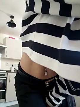 SweetMonicaUK online show from 03-04-25, 01:38