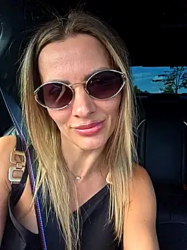 SweetMonicaUK online show from 09-11-25, 09:42