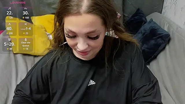 Nicole Vvinson online show from 12-21-24, 07:56