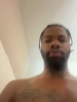 Snapshot of curvedicbandit6_2 chatting on 04-08-26, 09:31 curvedicbandit6 2 online show from 04-08-26, 09:31