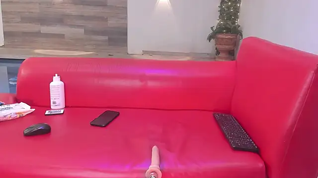 Maximo   online show from 10-02-25, 09:11