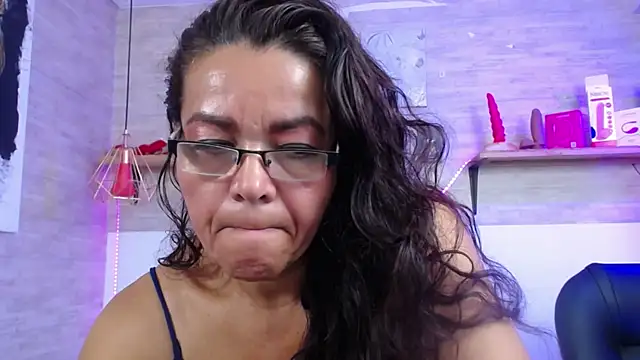 MaturePure online show from 10-15-25, 01:06