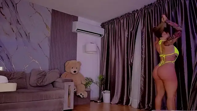 HannaByron online show from 03-31-26, 03:30