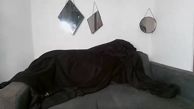 Snapshot of mamiedonuts chatting on 10-09-25, 04:38 mamiedonuts online show from 10-09-25, 04:38