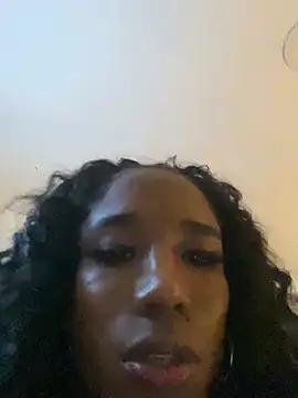 Snapshot of tamarabigass1 chatting on 01-08-25, 01:21 tamarabigass1 online show from 01-08-25, 01:21