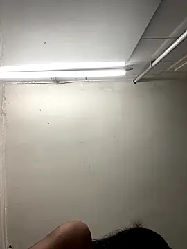 Snapshot of tamarabigass1 chatting on 10-09-25, 01:53 tamarabigass1 online show from 10-09-25, 01:53