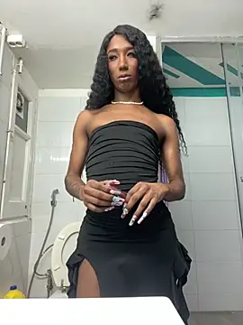 Snapshot of tamarabigass1 chatting on 10-10-25, 03:05 tamarabigass1 online show from 10-10-25, 03:05