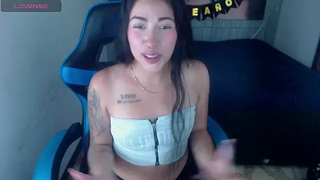 sylvana 19 online show from 10-04-25, 09:35