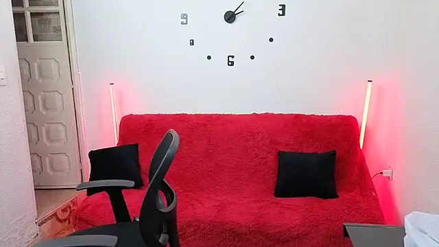  sweetcarla online show from 02-12-26, 07:20