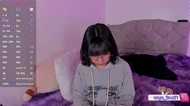 arysUwU online show from 09-10-25, 03:17