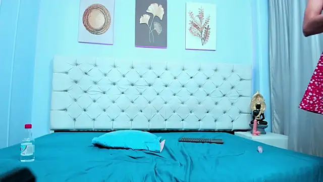 Snapshot of mariiana_murillo01 chatting on 02-11-25, 07:12 mariiana murillo01 online show from 02-11-25, 07:12