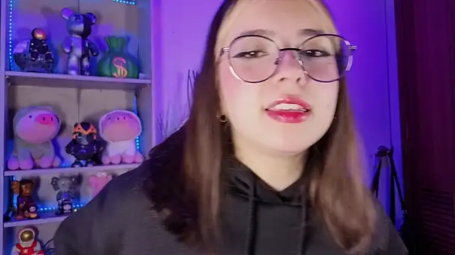 EmilyMiller  online show from 09-17-25, 04:52