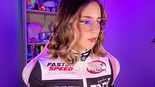 EmilyMiller  online show from 05-27-26, 02:58