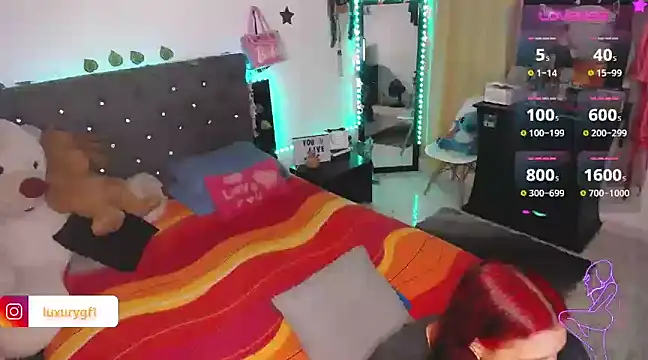 Snapshot of Pocahontaslovex chatting on 12-18-24, 04:31 Pocahontaslovex online show from 12-18-24, 04:31