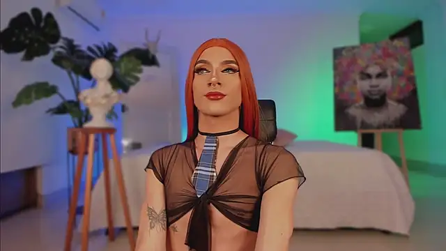 Taylor  foxxx online show from 01-25-25, 07:17