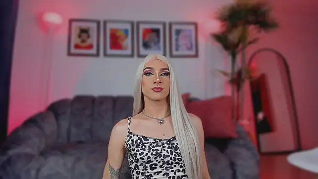 Taylor  foxxx online show from 09-09-25, 05:07