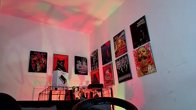 Snapshot of GaelOconner chatting on 11-03-25, 02:35 GaelOconner online show from 11-03-25, 02:35