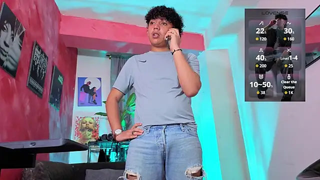 Snapshot of GaelOconner chatting on 03-09-26, 01:42 GaelOconner online show from 03-09-26, 01:42