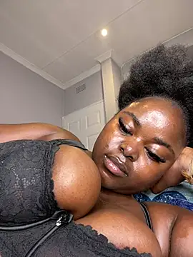 Honeycoco0211 online show from 01-14-26, 12:16