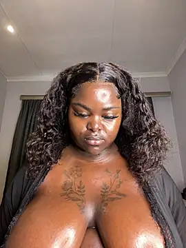 Honeycoco0211 online show from 04-07-26, 05:52