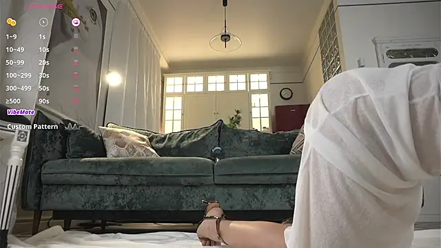 Snapshot of AngryTomato chatting on 02-14-26, 02:36 AngryTomato online show from 02-14-26, 02:36