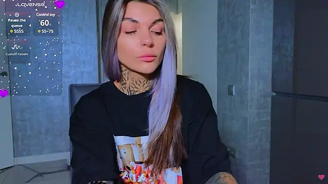 Snapshot of tattooedBabyy chatting on 01-31-25, 11:24 tattooedBabyy online show from 01-31-25, 11:24