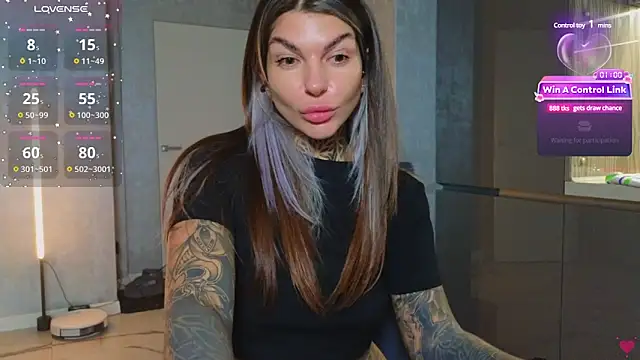 Snapshot of tattooedBabyy chatting on 02-20-25, 09:22 tattooedBabyy online show from 02-20-25, 09:22