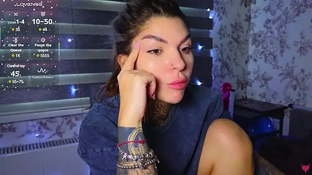 Snapshot of tattooedBabyy chatting on 03-19-25, 11:28 tattooedBabyy online show from 03-19-25, 11:28