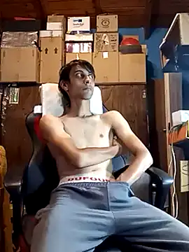 Snapshot of takumysexy chatting on 12-25-24, 12:48 takumysexy online show from 12-25-24, 12:48