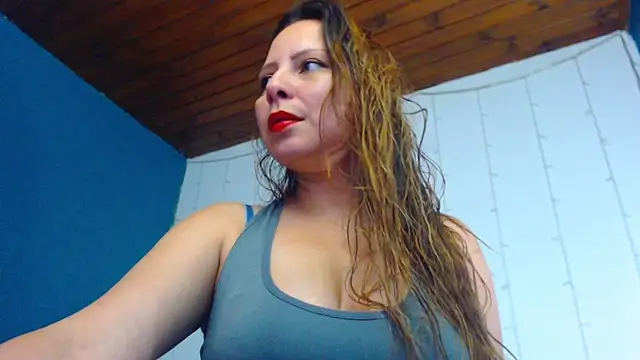 camila delarosa online show from 02-06-25, 12:59