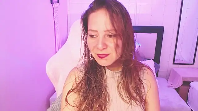 camila delarosa online show from 05-25-26, 04:13