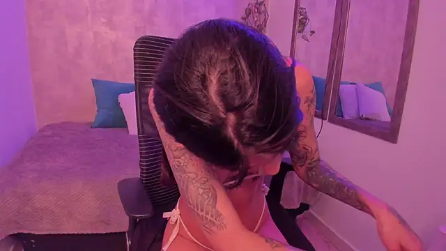 ChloeAddamss online show from 02-04-25, 08:46