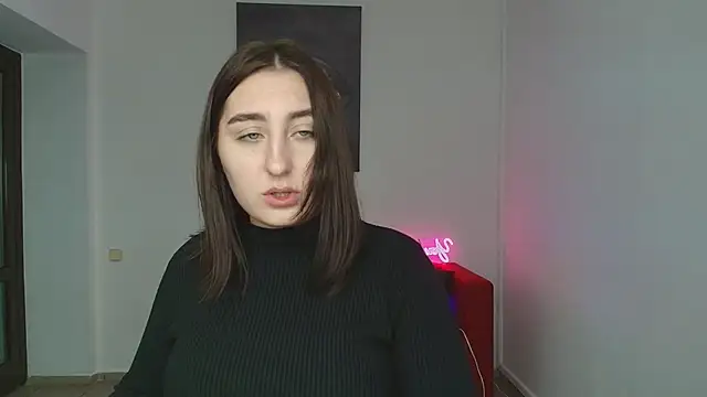 ElmiraPowers online show from 12-17-24, 12:33