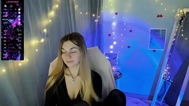 Snapshot of Sweet_me_ chatting on 01-17-25, 10:22 Sweet me online show from 01-17-25, 10:22