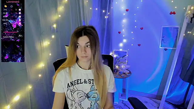 Snapshot of Sweet_me_ chatting on 01-19-25, 10:39 Sweet me online show from 01-19-25, 10:39