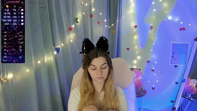 Snapshot of Sweet_me_ chatting on 02-13-25, 10:34 Sweet me online show from 02-13-25, 10:34