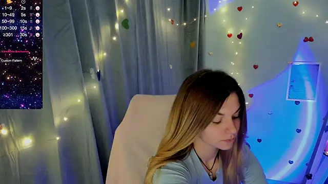 Snapshot of Sweet_me_ chatting on 02-21-25, 10:28 Sweet me online show from 02-21-25, 10:28